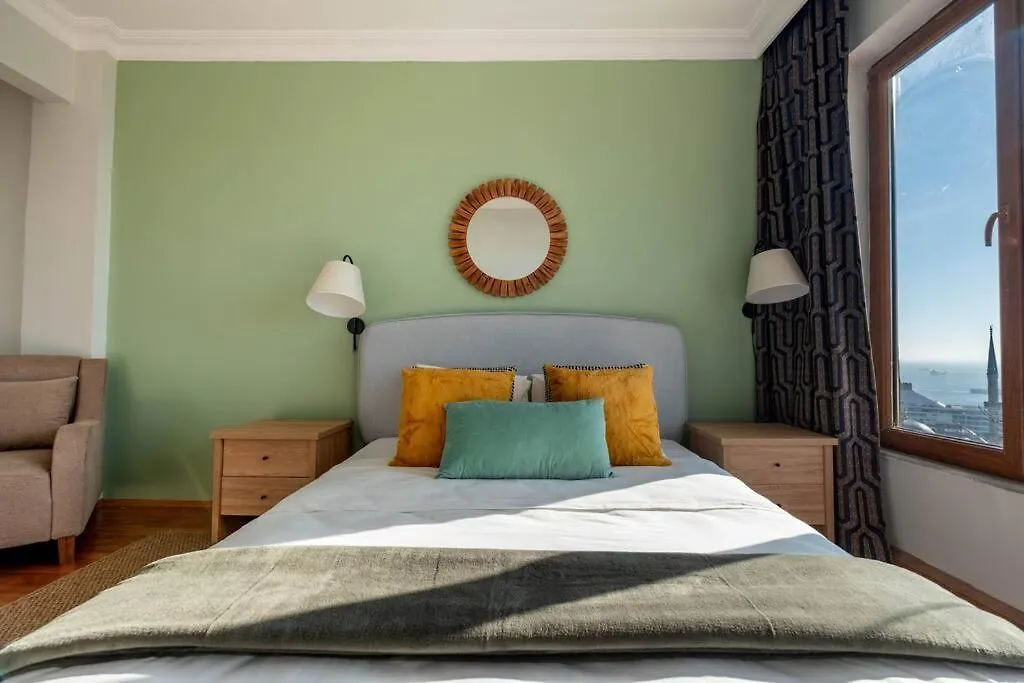 Panoramic Sea And City View Apartment Istanbul